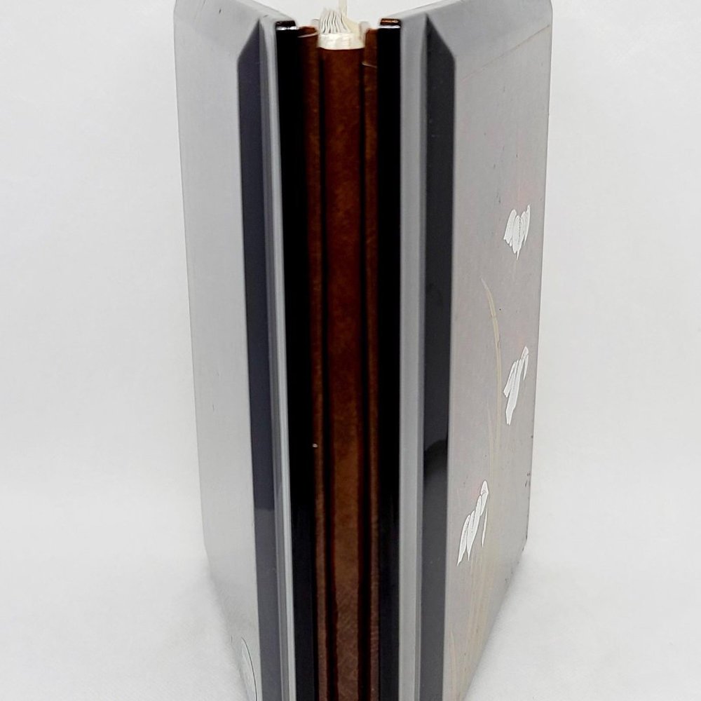 Retro Lacquerware Photo Album - Picture 5 of 8